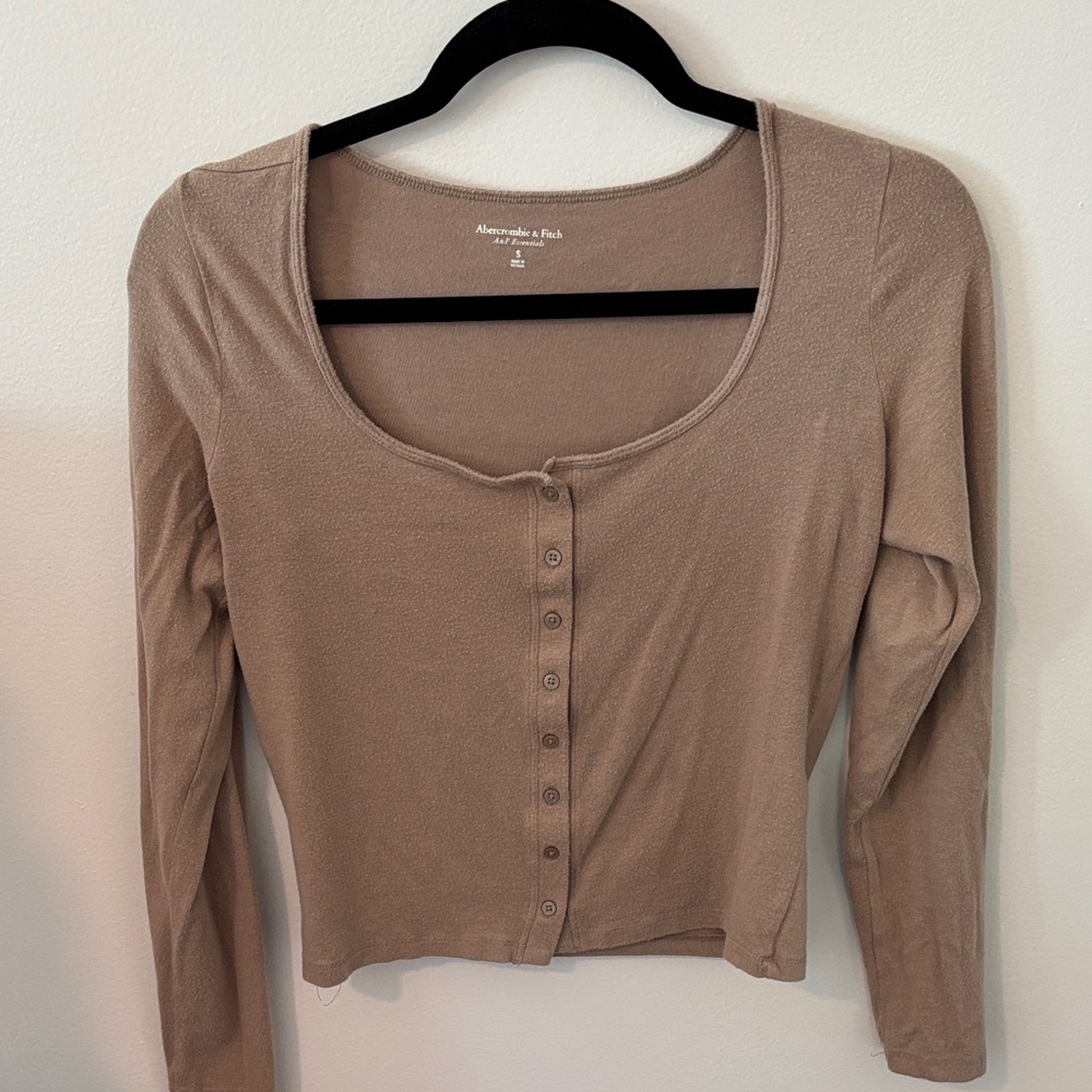 Abercrombie & Fitch Women's Beige Long Sleeve Blouse